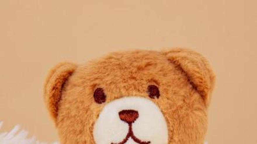 Retirat un peluix amb intel·ligència artificial (IA): mantenia converses sobre sexe i donava consells força perillosos