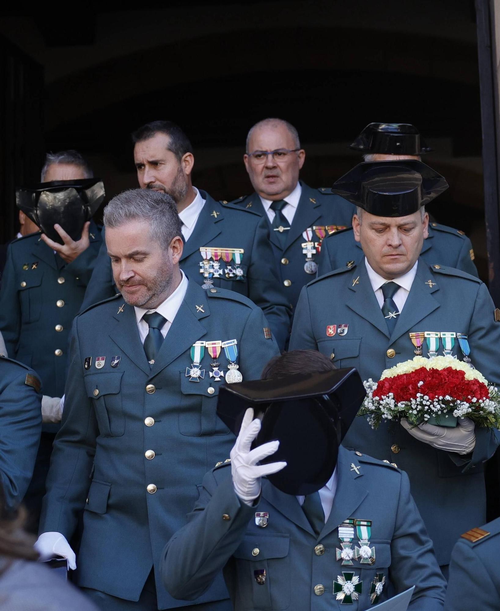 EN IMÁGENES: ASÍ CELEBRA LA GUARDIA CIVIL DE AVILÉS A SU PATRONA