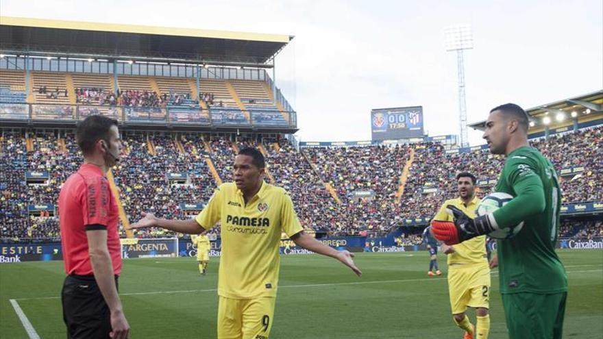 Bacca: «Pido a los árbitros que no nos regalen, ni nos quiten»