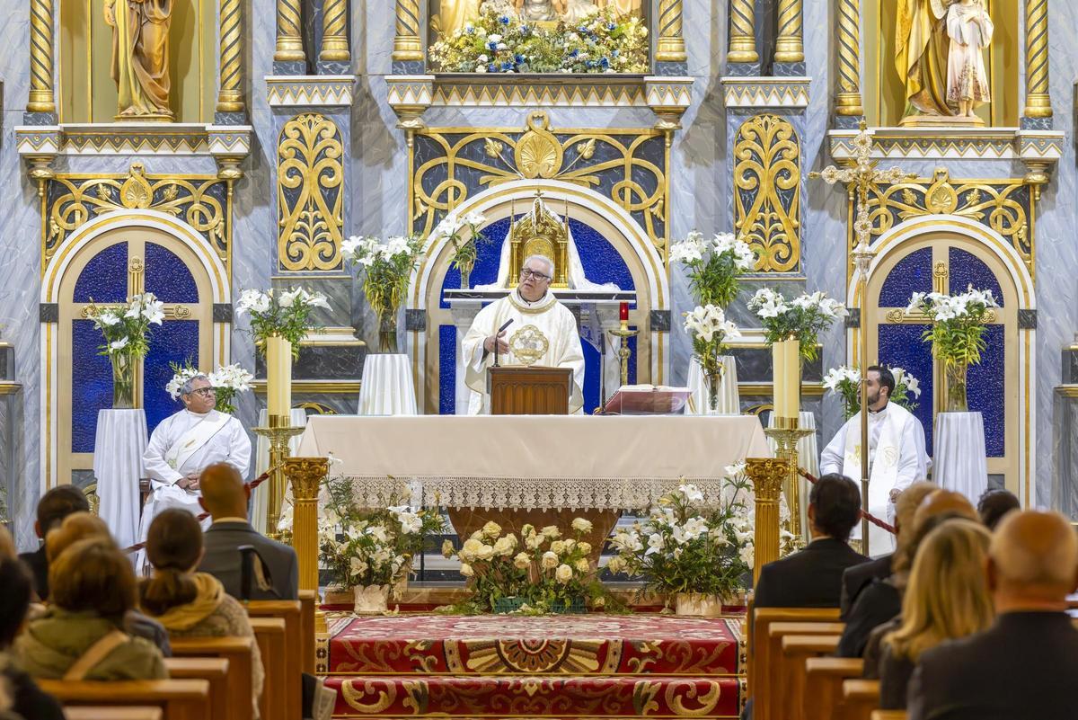 Así ha sido la procesión del Comulgar en Torrevieja
