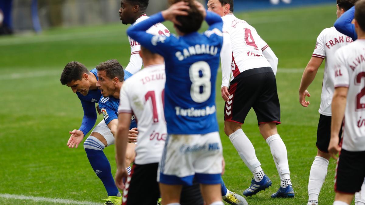 Dura derrota de un Oviedo falto de ambición (0-1) - La Nueva España