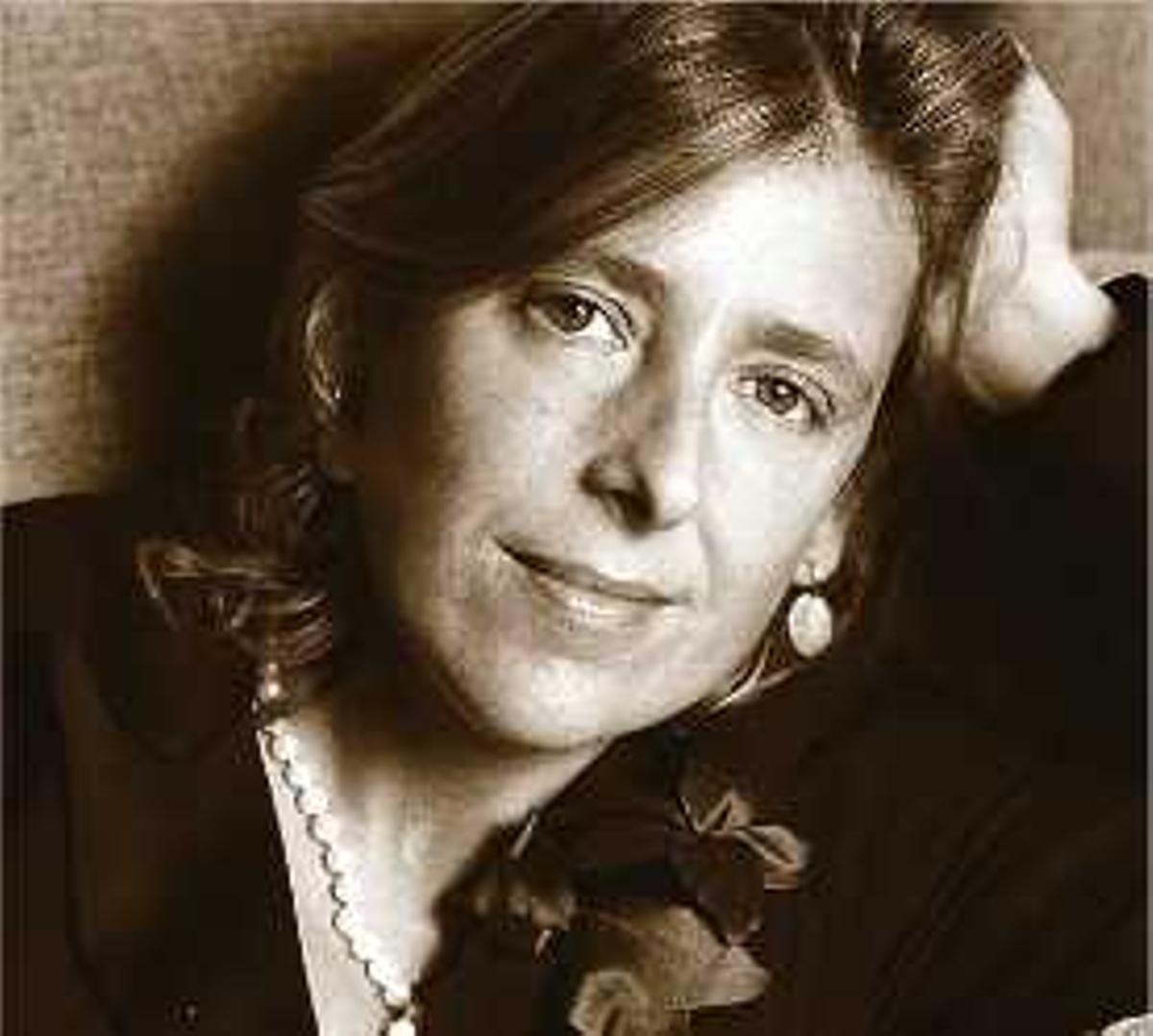 anna genover. Amb aquest volum, l'autora treu al mercat el seu segon llibre.