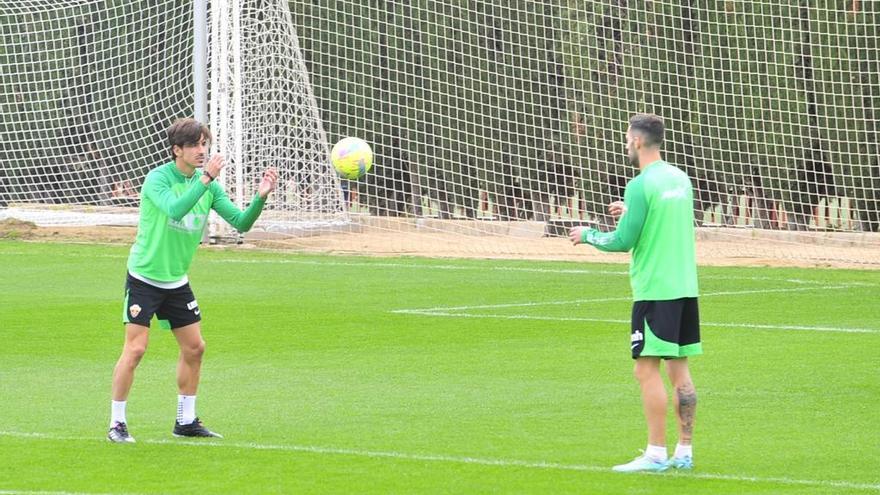 Bigas, único ausente en un Elche al que vuelven Milla y John