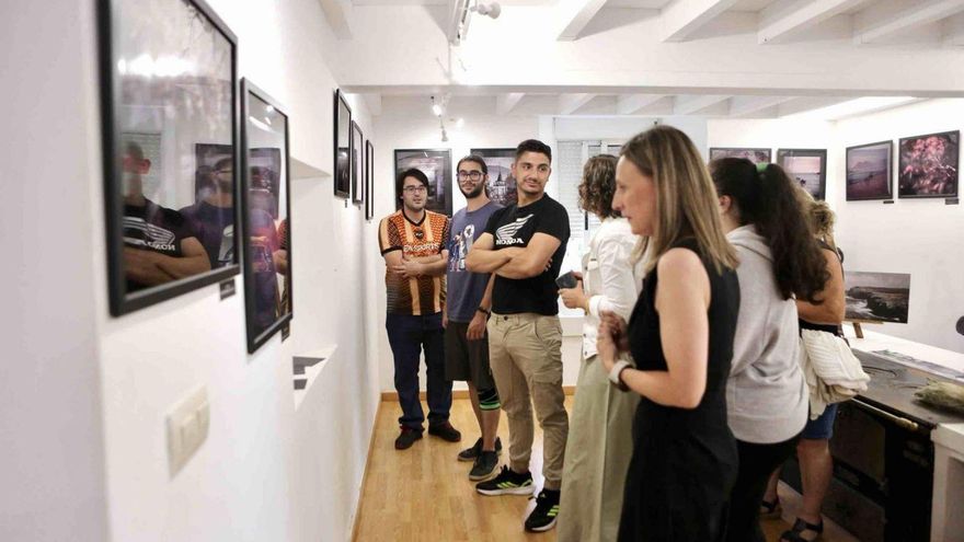 Samuel Pájaro muestra su ‘Luz Ceniza’ en Piloño