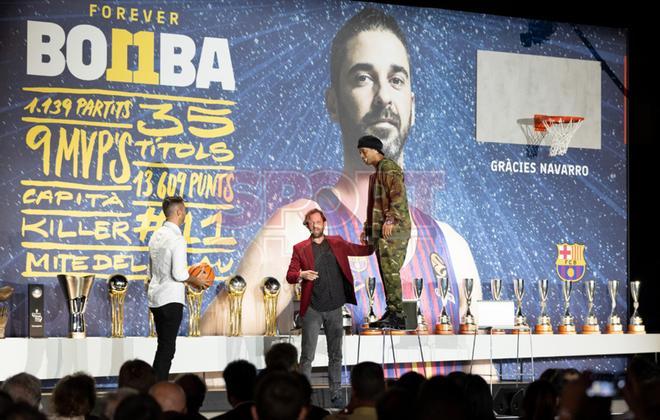 Homenaje a Juan Carlos Navarro en el Palau Blaugrana