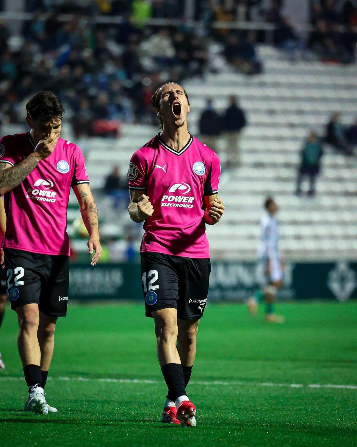 David García celebra su gol ante el Antequera