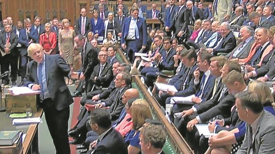 El Parlamento maniata a Johnson bloqueando el ‘brexit’ sin acuerdo