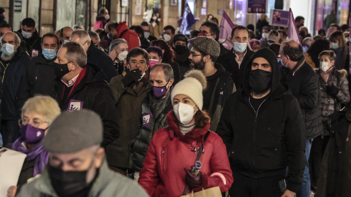 Asturias muestra su rechazo a la violencia contra las mujeres: todas las protestas por concejos