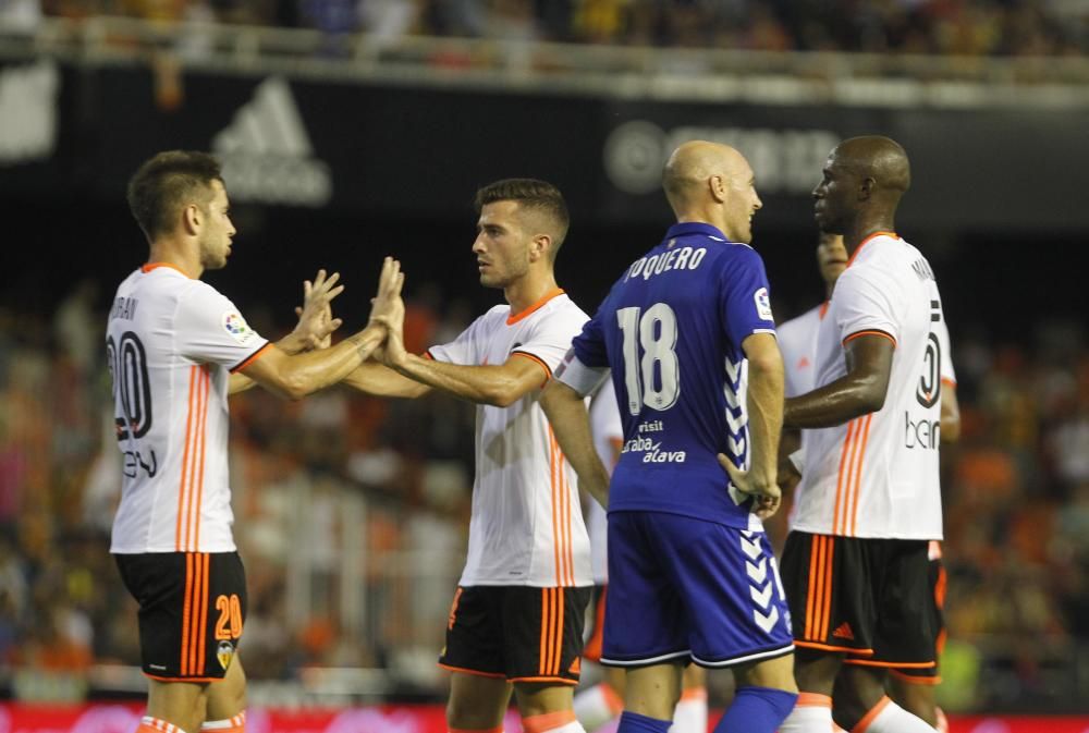 Las mejores imágenes del Valencia - Alavés