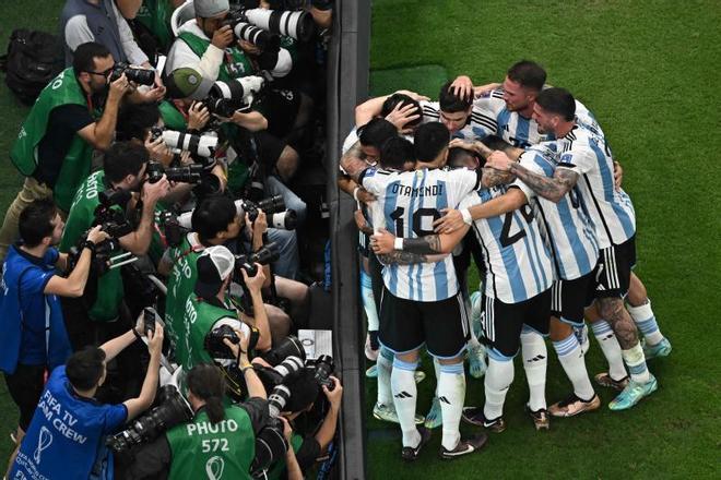 El gol de Messi ante México en el Mundial y la celebración de Argentina