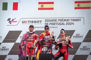 Martín gana y Acosta pone patas arriba MotoGP con su podio y 'carrerón' en Portugal