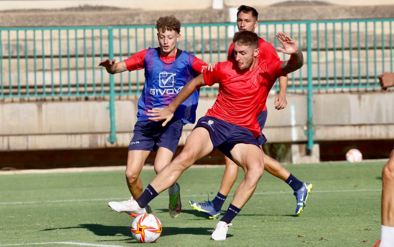 Antonio Casas y SImo Bouzaidi, durante una sesión de trabajo esta pretemporada.