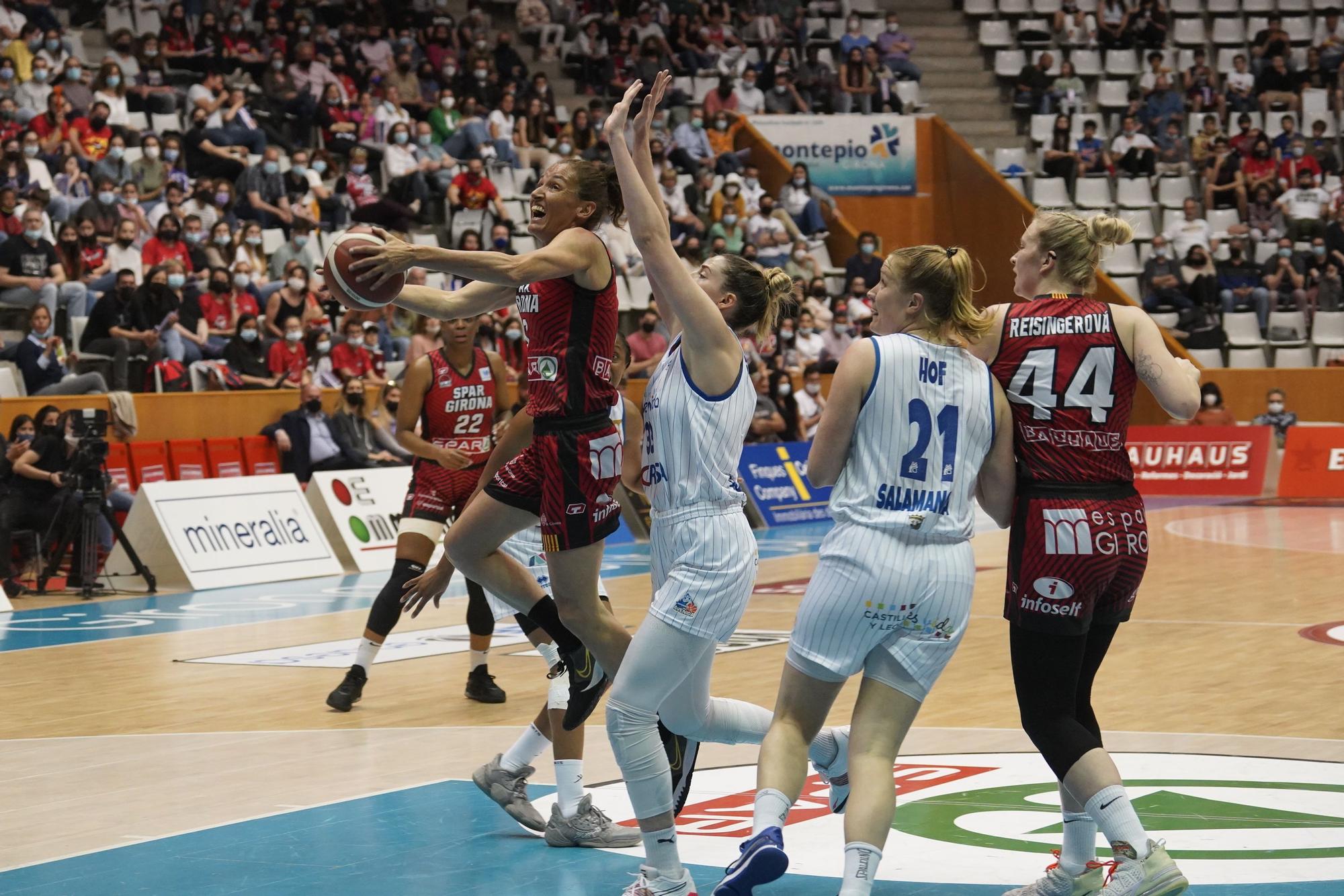 Les millors imatges de la victòria de l'Uni Girona contra l'Avenida