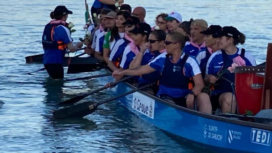 Premios Meca de 2023 para Milagros Rey y As Centolas con su barco dragón