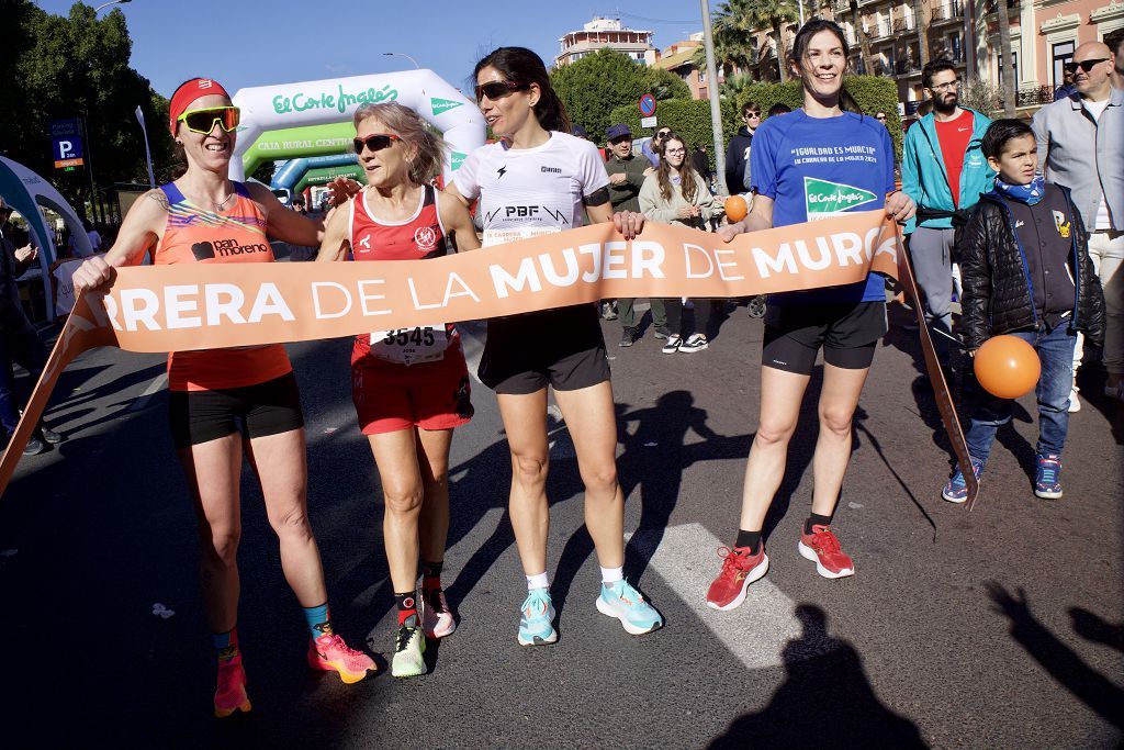 Las imágenes de la llegada a meta de la Carrera de la Mujer de Murcia 2024