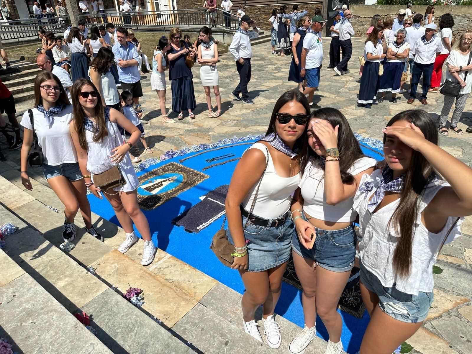 EN IMÁGENES: La procesión de la virgen del Carmen en Tapia de Casariego