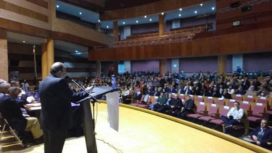 conferencia y muestra en el encuentro de cofradías