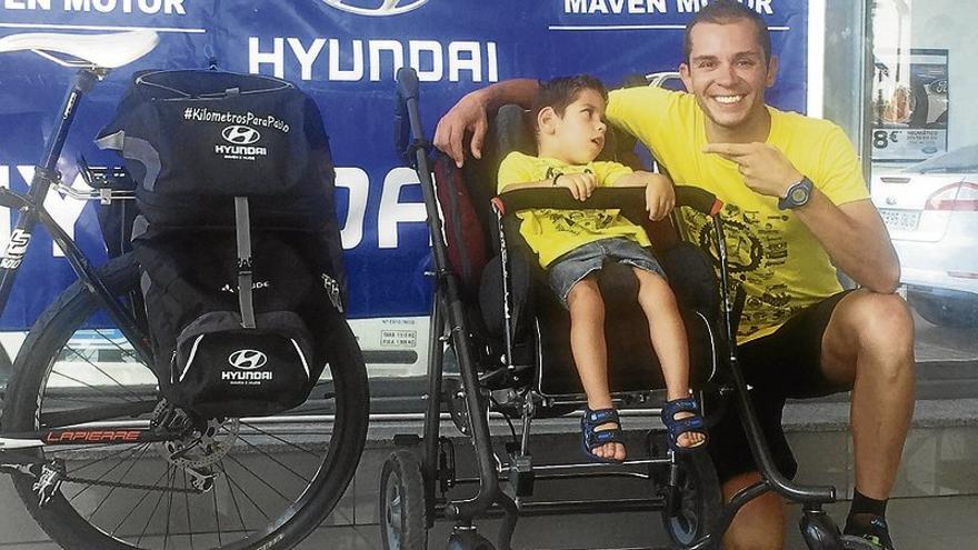 Maven e Hijos participa en el tour de la solidaridad