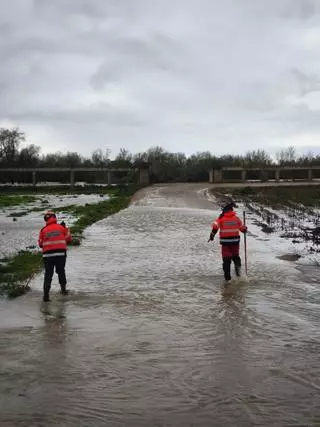 Un intento de rescate en Novelda, entre las 32 intervenciones de los Bomberos de Badajoz por el temporal