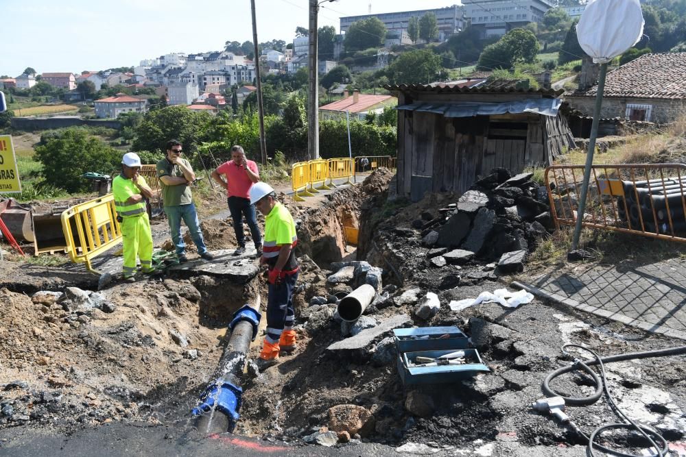 Rotura de una tubería en A Zapateira