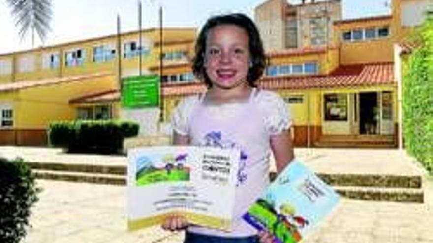 Gloria Vadillo, del colegio Alba Plata, ganadora regional en un concurso nacional de cuentos