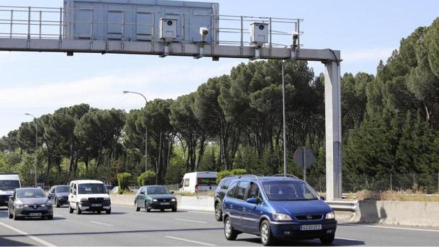 El truco con el que sabrás donde están los radares de la DGT