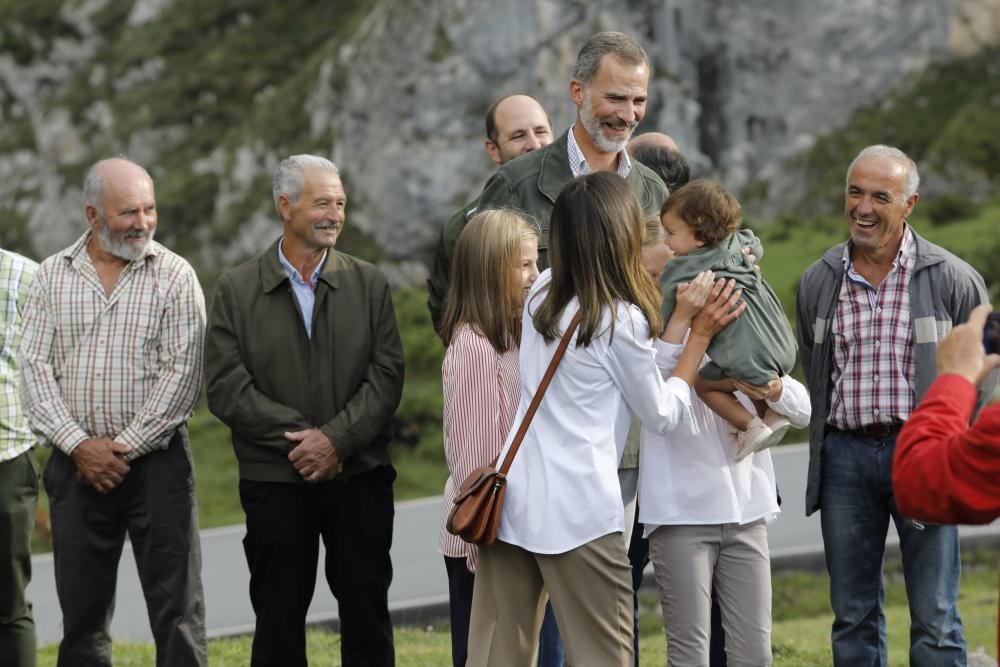 La familia real visita el Parque Nacional de Picos