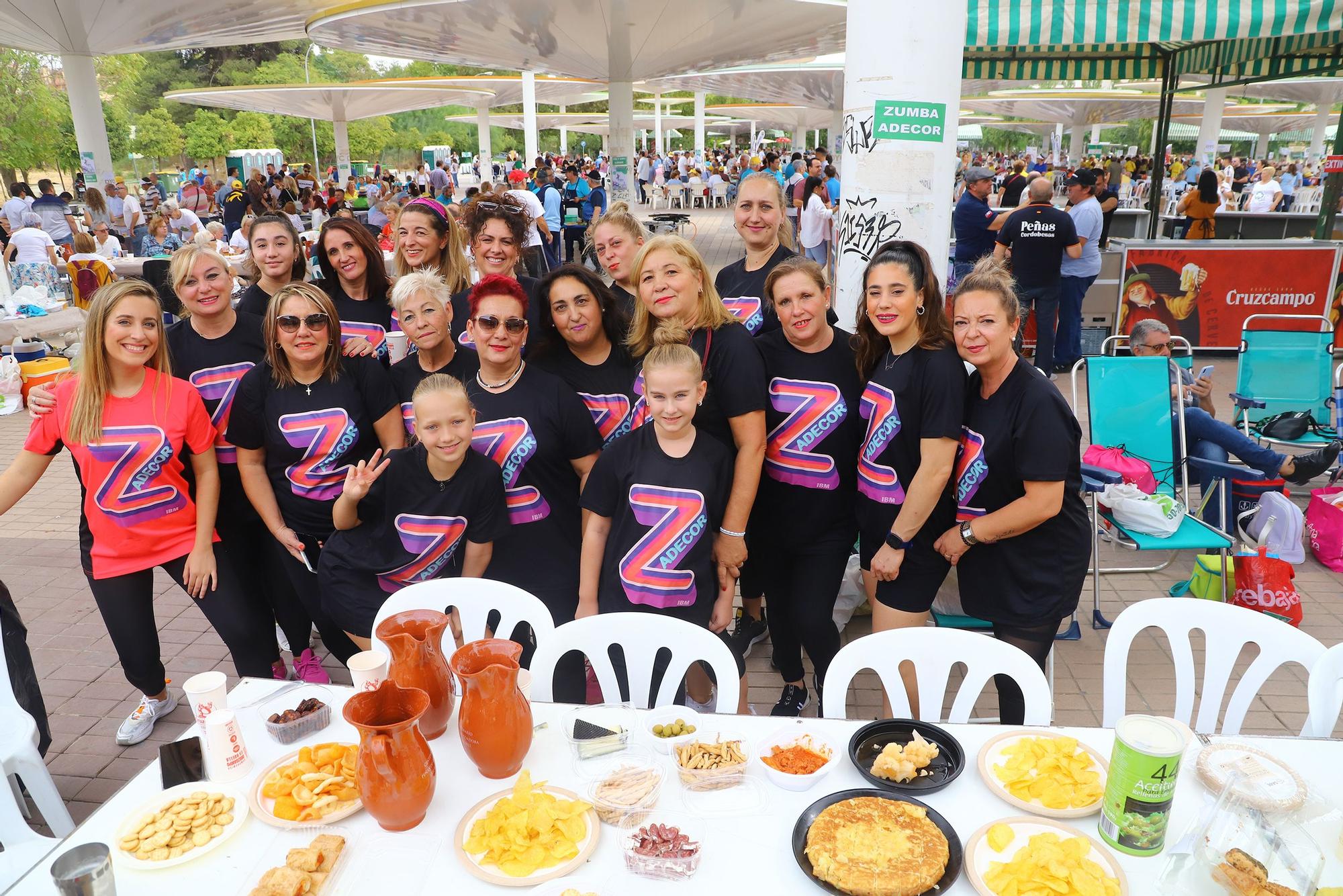 Las peñas recuperan su perol de convivencia en las Setas tras el parón del covid