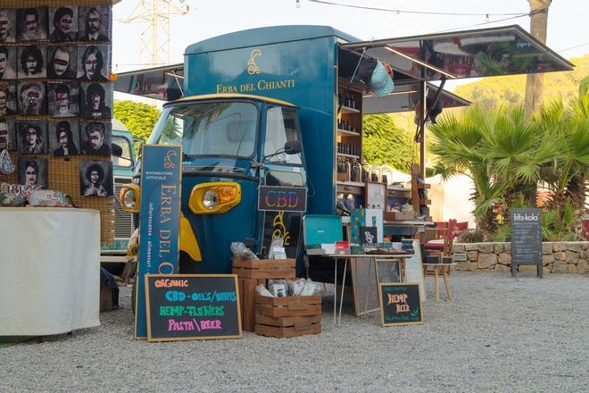 Mercadillos de Ibiza surgieron durante el desembarco hippy