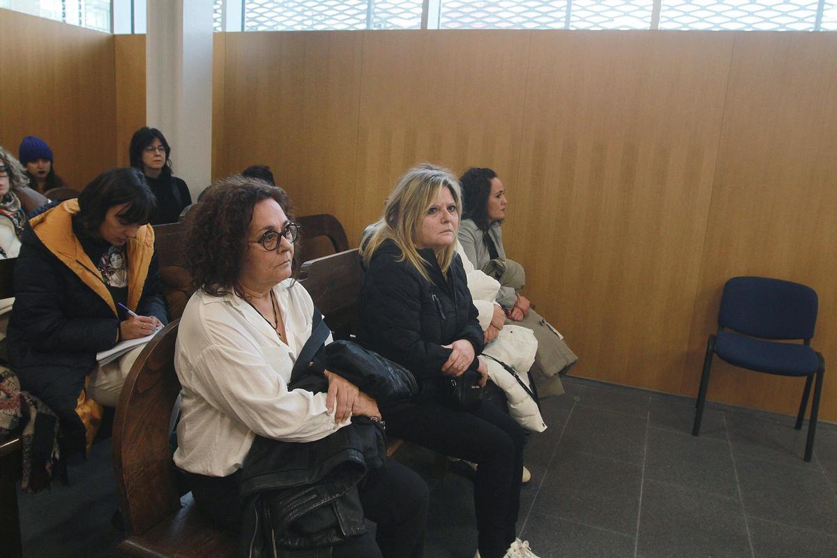 La madre de Nerea Añel, Belén Vázquez, en la sala de vistas.