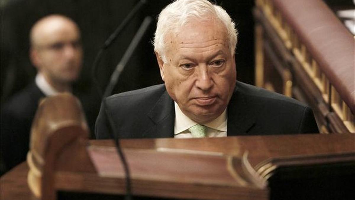 El ministro de Asuntos Exteriores, José Manuel García-Margallo, este jueves, en el Congreso de los Diputados. EFE / PACO CAMPOS