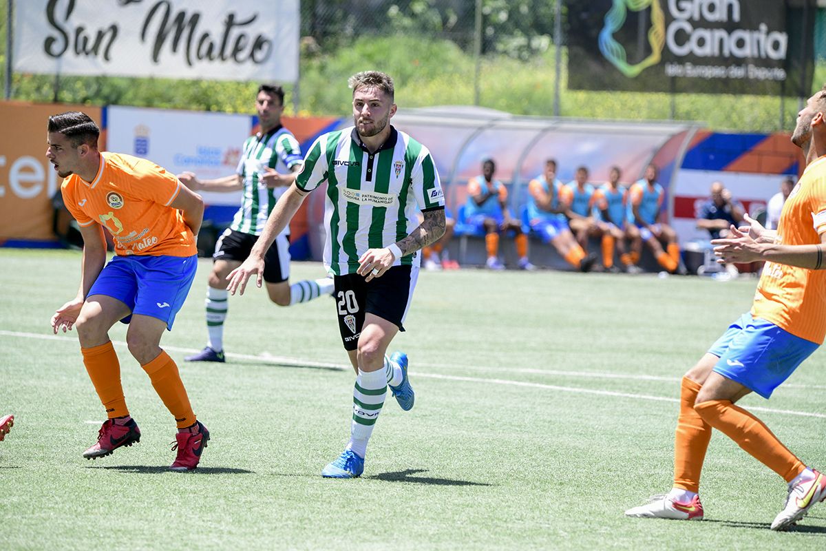 Las imágenes del partido entre el Panadería Pulido y el Córdoba CF