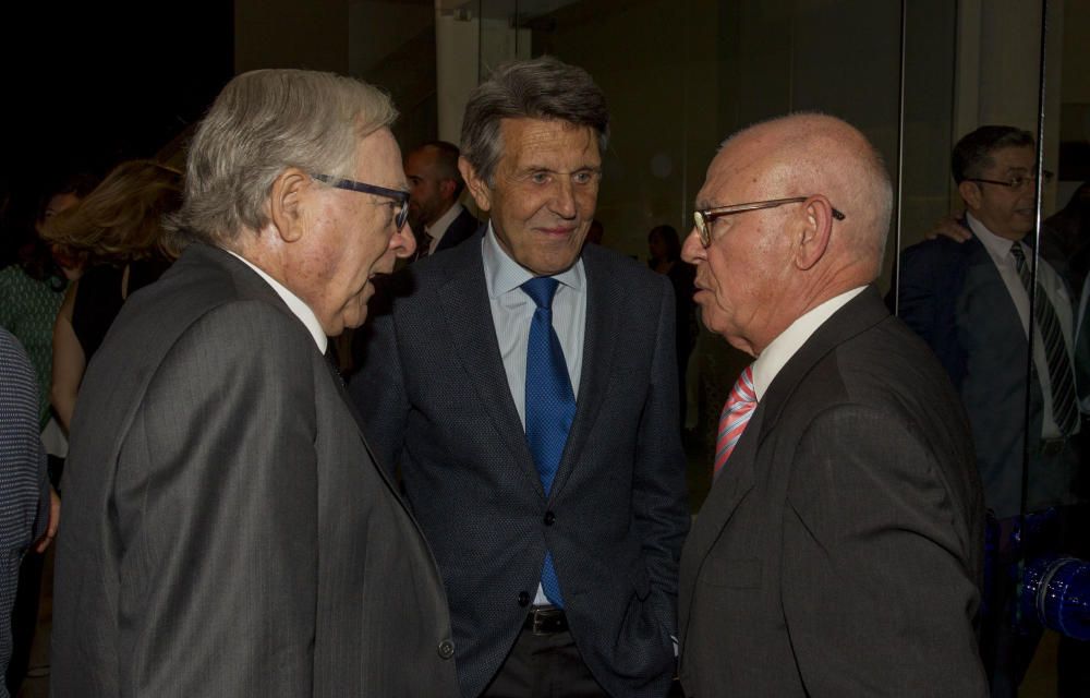 Héctor Colonques, presidente de Porcelanosa, junto con Jesús Prado, consejero de Editorial Prensa Valenciana.