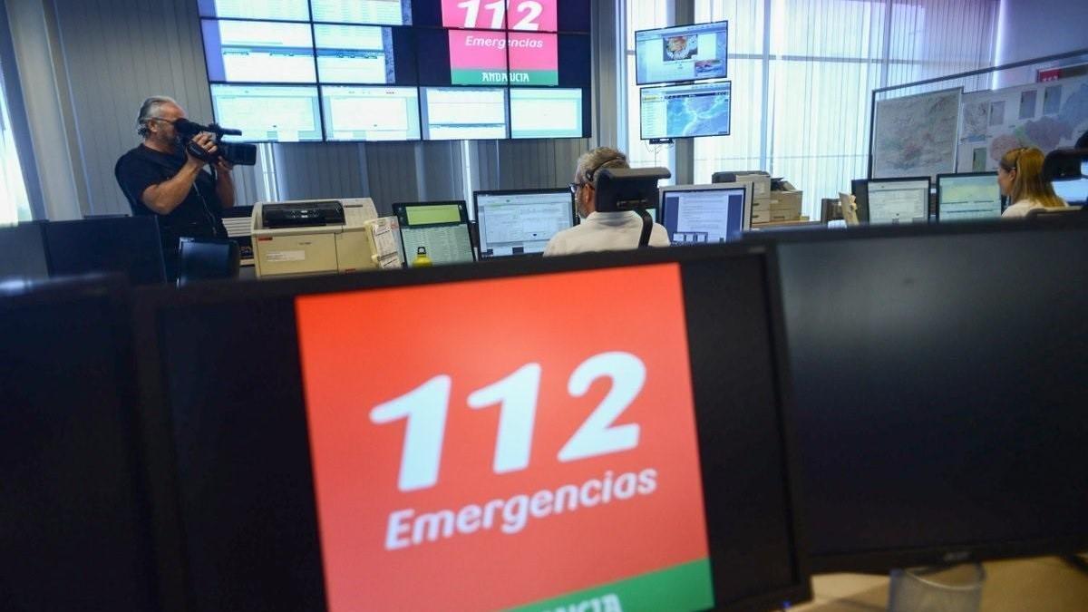 Dos heridos al caer un coche a la vía del tren a la altura del puente Sifón en Hornachuelos