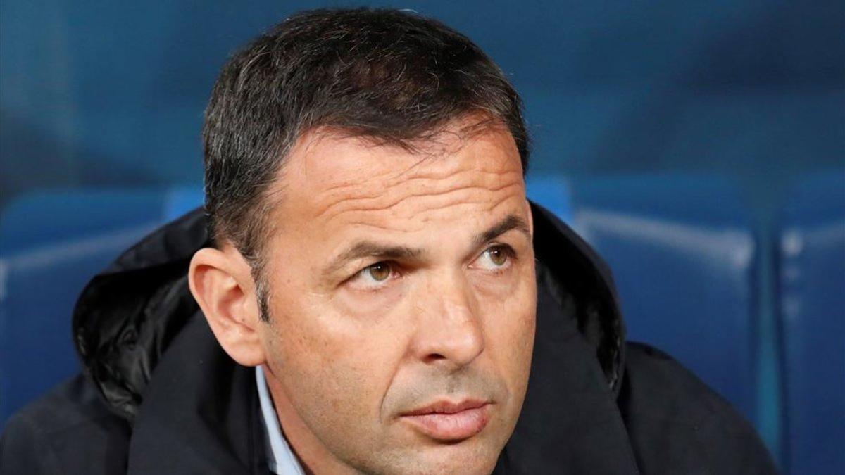 Javi Calleja y su Villarreal intentarán profundizar en la herida azulgrana