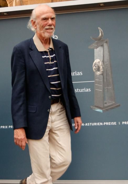 Llegada a Oviedo de Barry Barish, premio Princesa de Asturias de Investigación Científica y Técnica