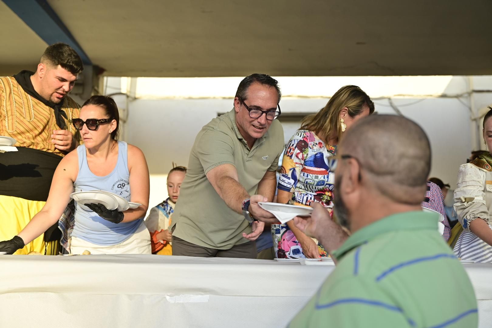 Galería | Torrà de sardinas en el Grau en Sant Pere