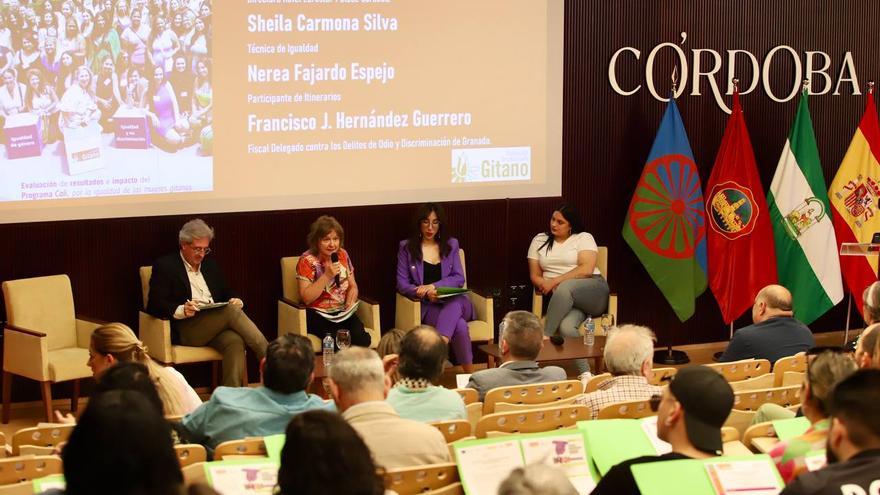 La mujer gitana se empodera y reivindica sus derechos en Córdoba