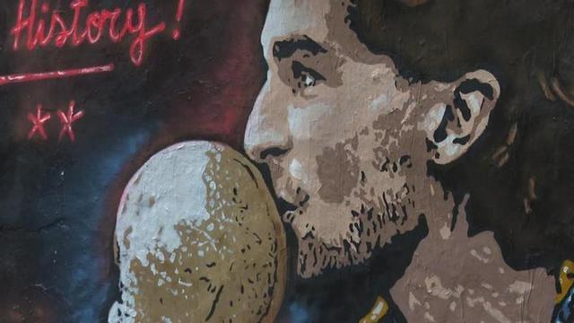 El mural dedicado a Ferran Torres en Barcelona.