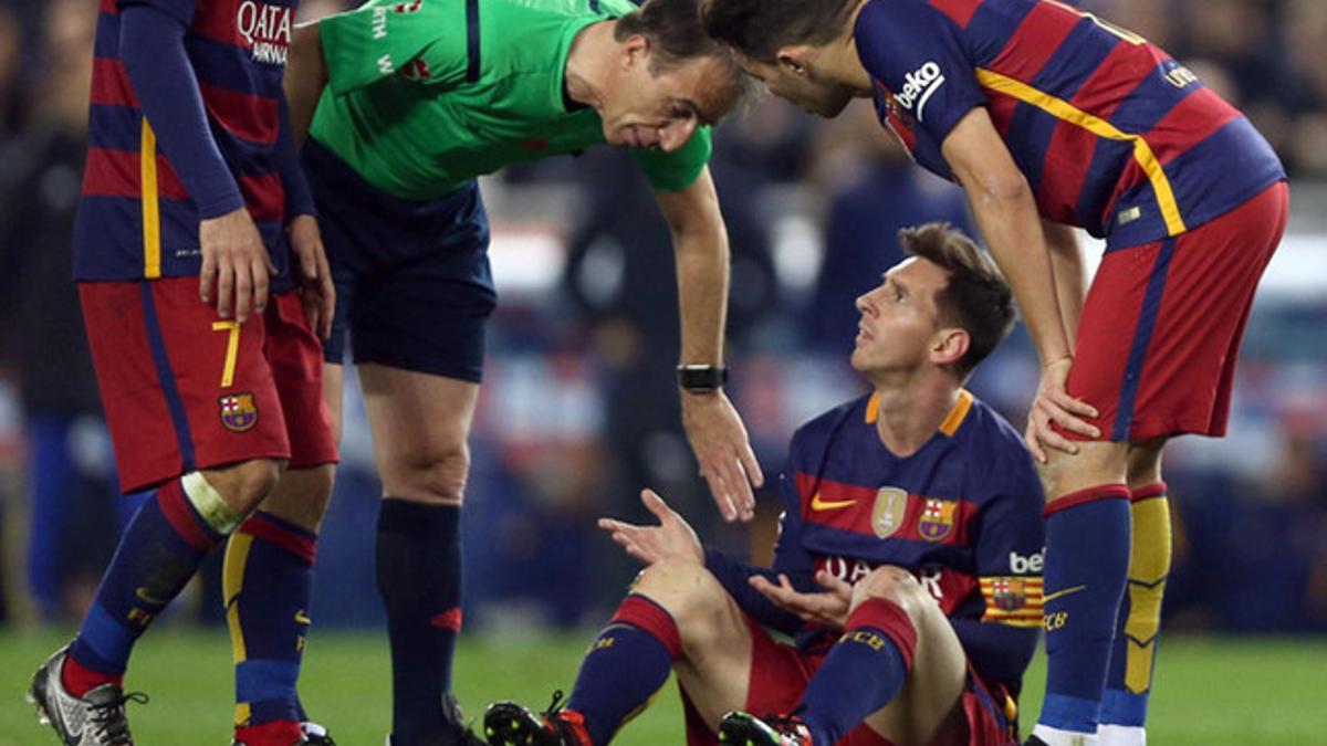 Fernández Borbalán en un momento del Espanyol-Barça de la Copa del Rey 2015/16