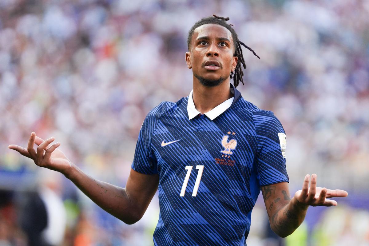 El francés Michael Olise, durante el partido de octavos del Mundial ante Paraguay.