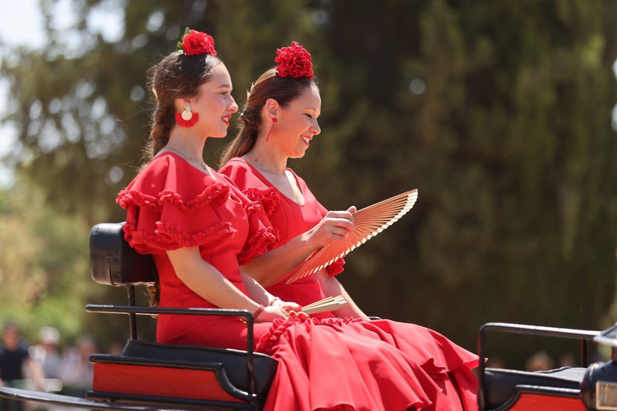 El arte ecuestre toma los Jardines del Alcázar de los Reyes Cristianos para dar el pistoletazo de salida a la Feria de Nuestra Señora de la Salud