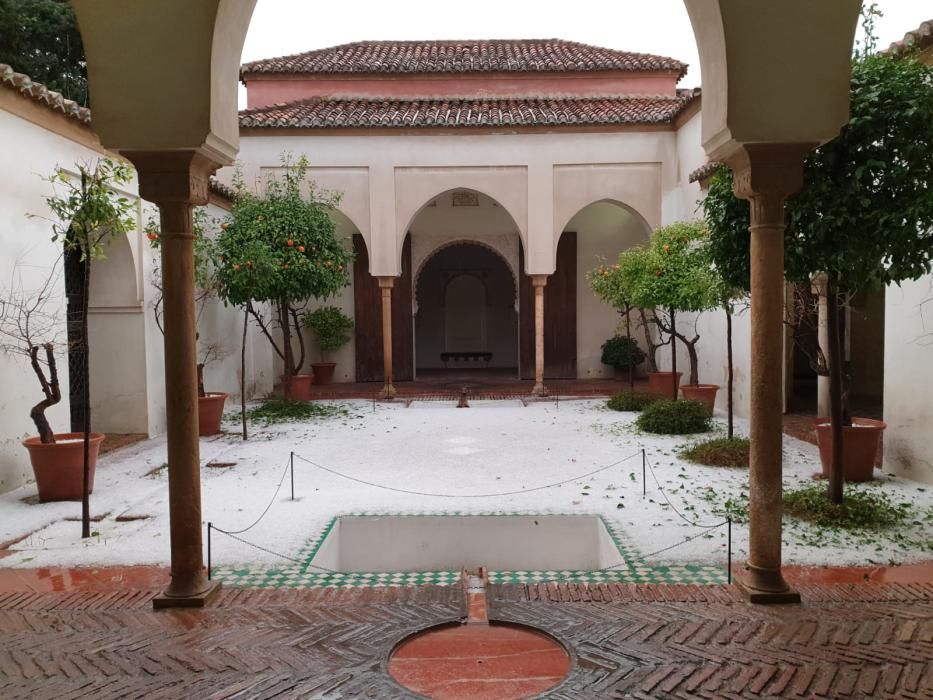 Vistas de la Alcazaba tras la granizada.