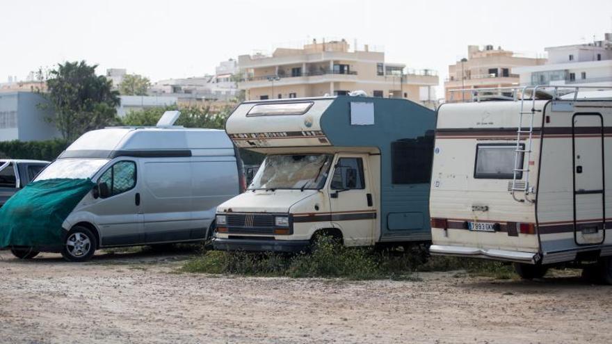 Sant Antoni ha multado a 82 caravanas este verano, 59 de ellas en Cap Negret