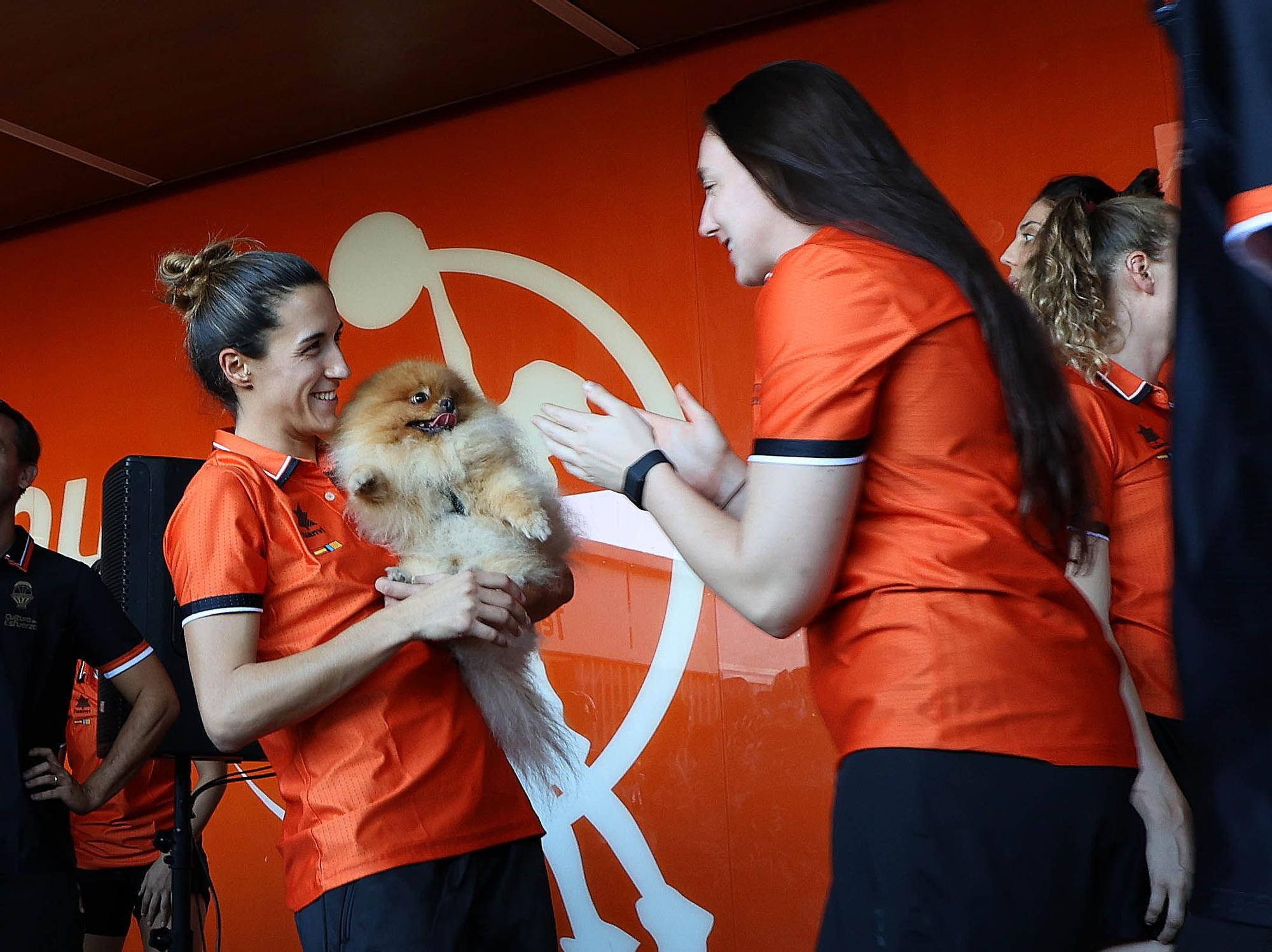 Las Supercampeonas celebran el título en Valencia