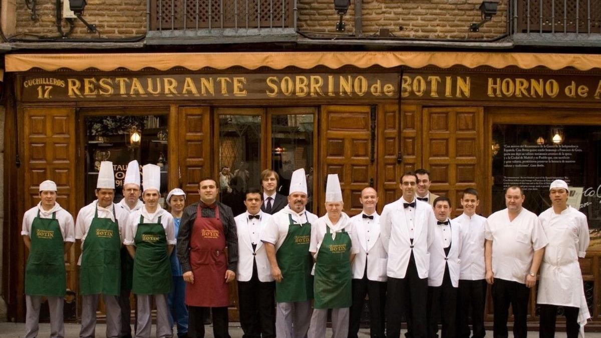 Persoal do restaurante Casa Botín