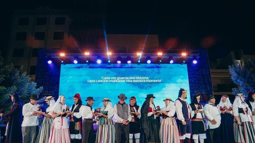 El Festival Folklórico de San Ginés reúne en Arrecife a agrupaciones de tres islas