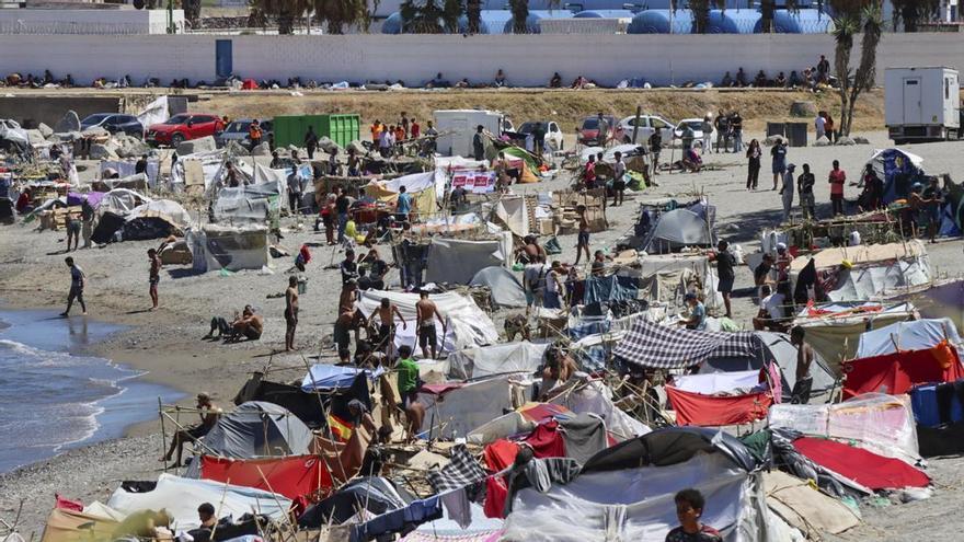 Ceuta lotta per non diventare un campo di migranti e mantenere la propria identità