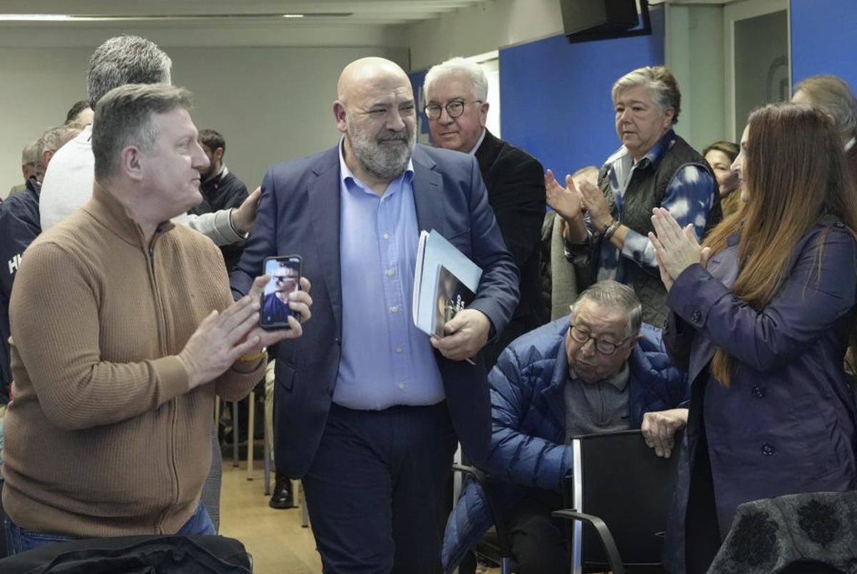 El alcalde Jaime Martínez presidió la reunión.