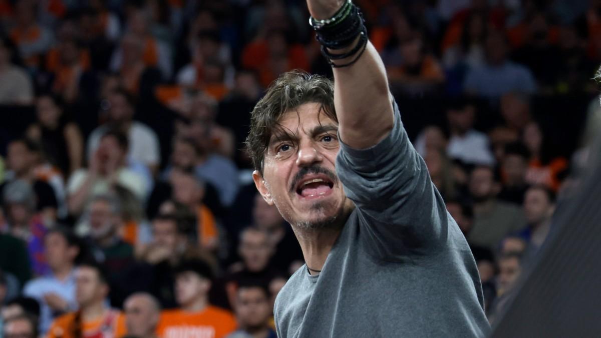 Dimitris Giannakopoulos, presidente de Panathinaikos